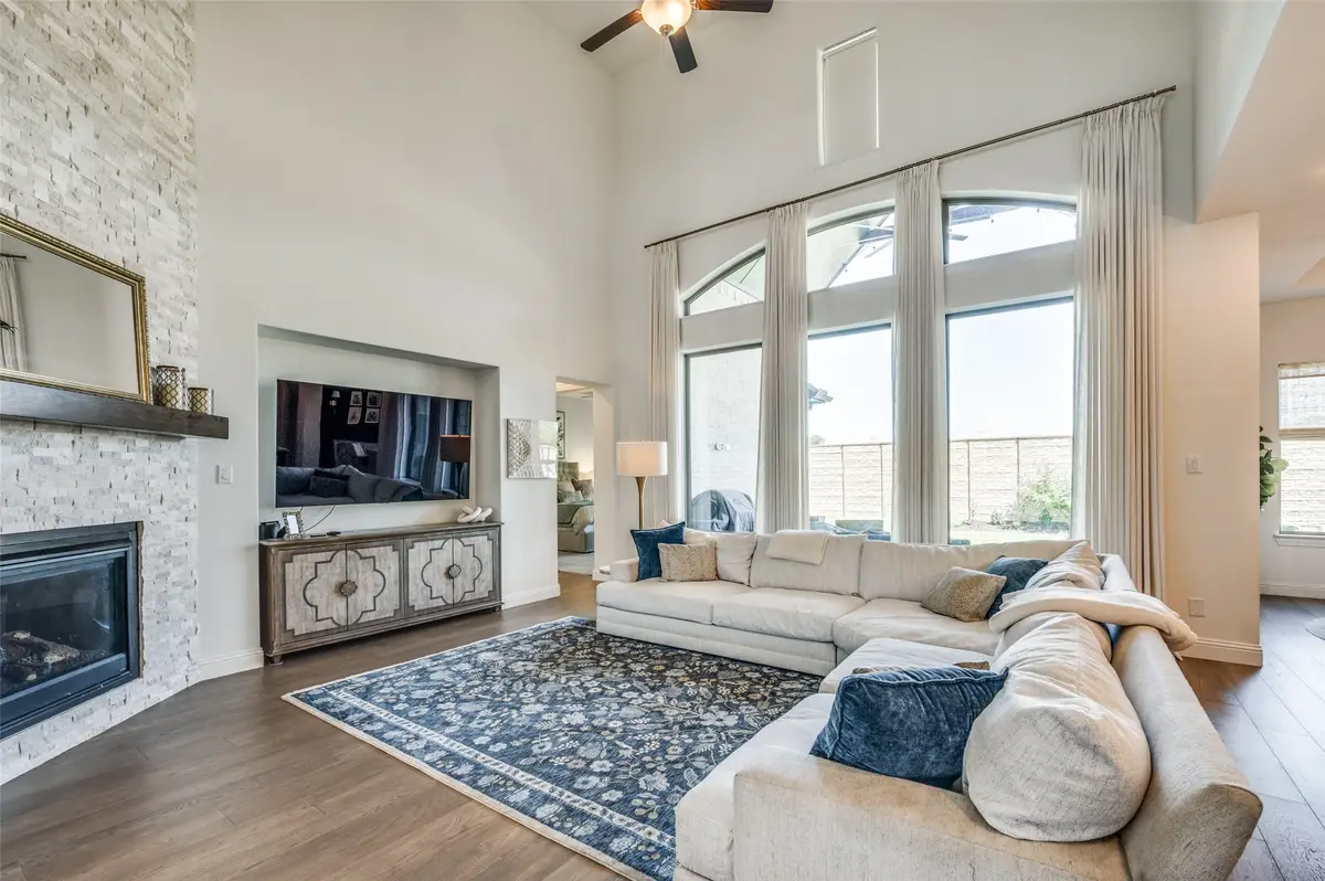 1810 Rockwood Lane, Mansfield, TX 76063 - Image #1