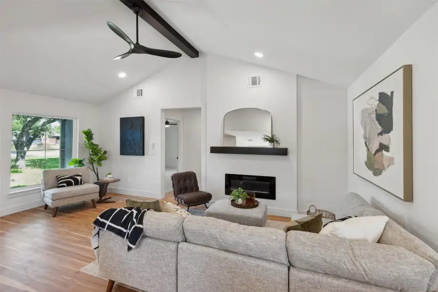 9905 Glenrio Lane, Dallas, TX 75220 - Image #2