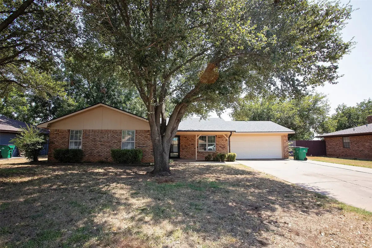 1202 Randy Drive Drive, Graham, TX 76450 - Image #1
