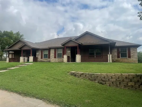 892 W 1st Street, Maypearl, TX 76064