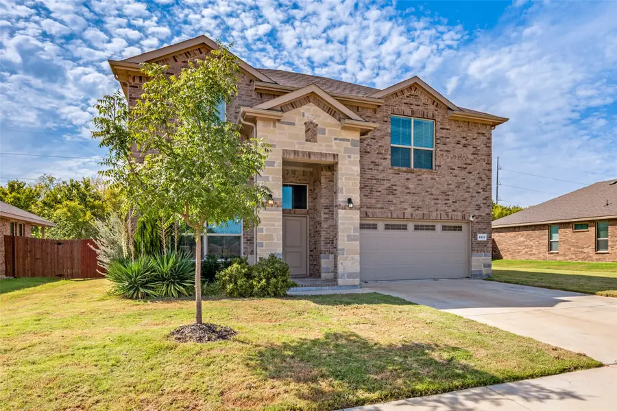 2521 Dunbarton Drive, Glenn Heights, TX 75154 - Image #3