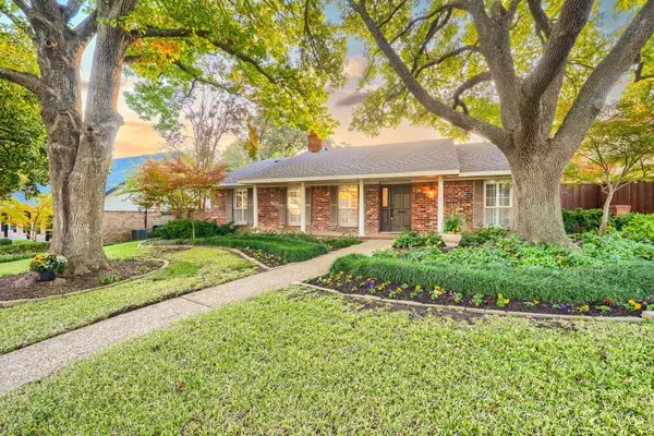 11933 Midlake Drive, Dallas, TX 75218