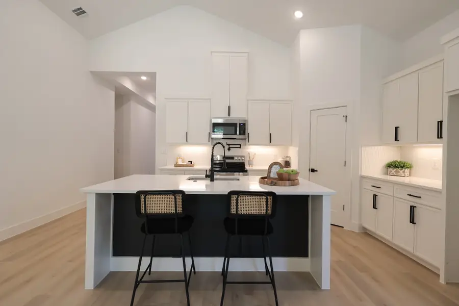 2833 Avenue L, Fort Worth, TX 76105 - Image #3