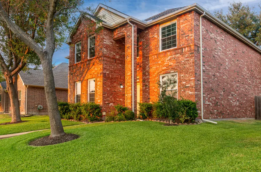 4514 Lincolnshire Drive, Garland, TX 75043 - Image #2