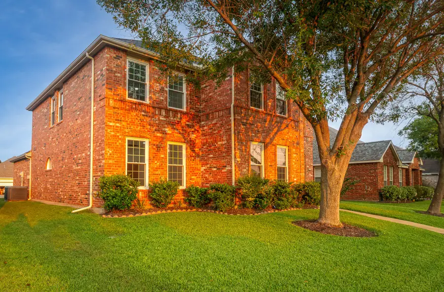 4514 Lincolnshire Drive, Garland, TX 75043 - Image #3