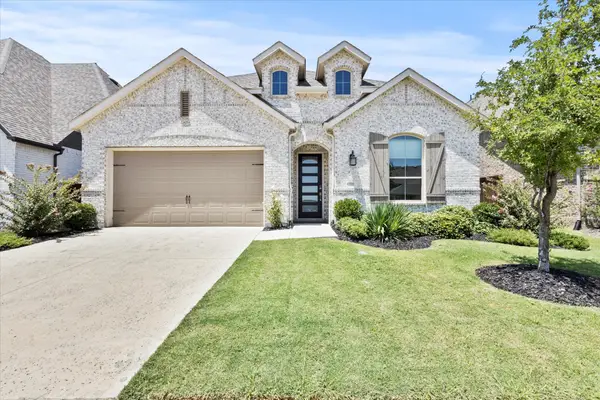 1509 Windflower Drive, Aubrey, TX 76227
