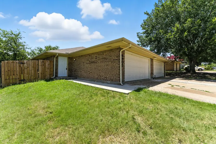 6905-6907 W Cleburne Road, Fort Worth, TX 76133 - Image #3