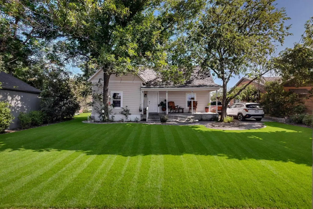 504 Jefferson Street, Hillsboro, TX 76645 - Image #1