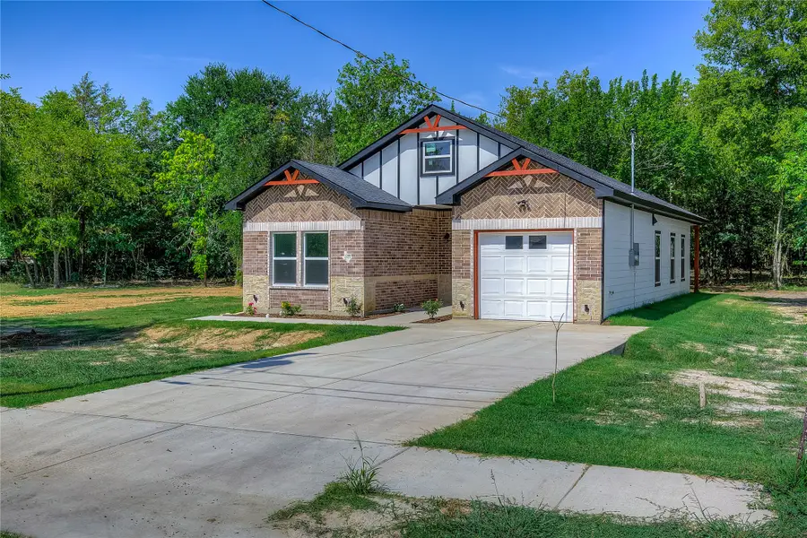 1208 Rosemary Street, Greenville, TX 75401 - Image #3