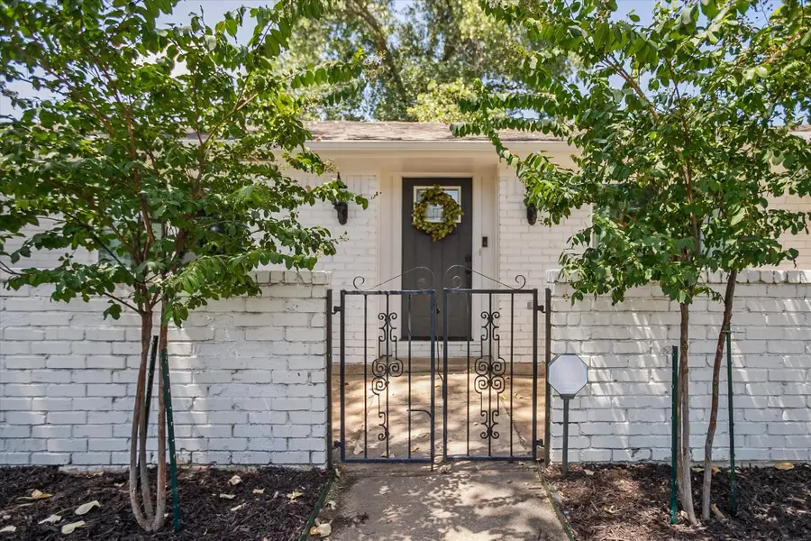 7549 Terry Drive, North Richland Hills, TX 76180 - Image #3