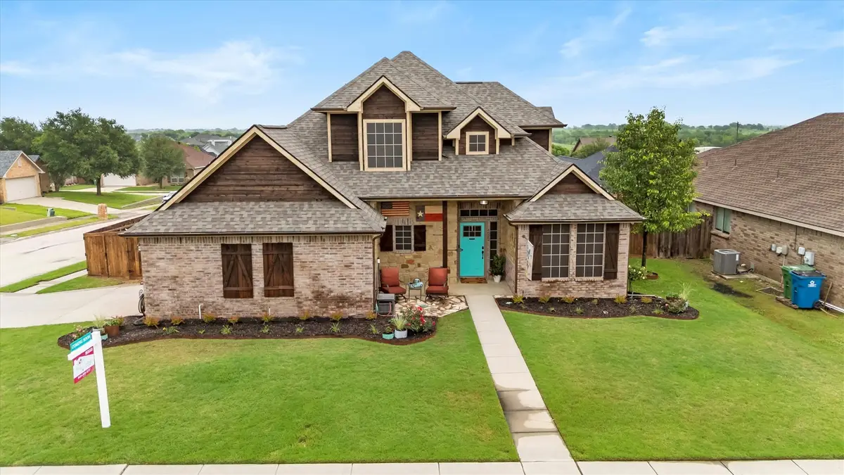 4023 Wagon Wheel Drive, Sanger, TX 76266 - Image #1