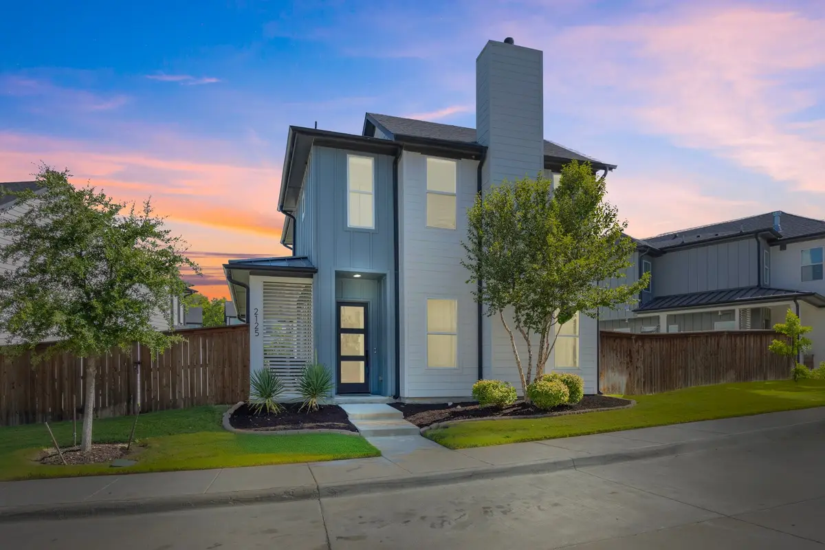 2125 Bird Street, Fort Worth, TX 76111 - Image #1