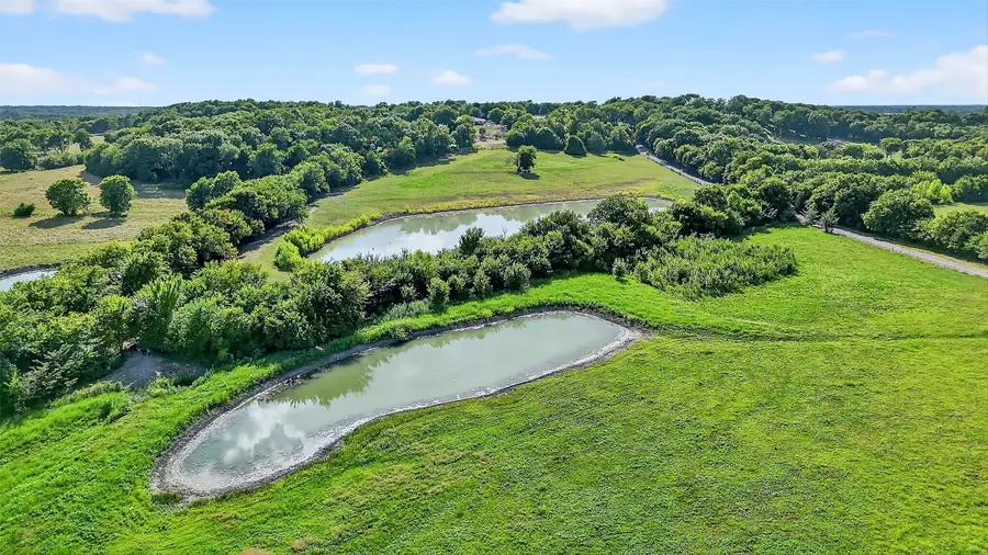 5262 Fm 896, Trenton, TX 75490 - Image #2