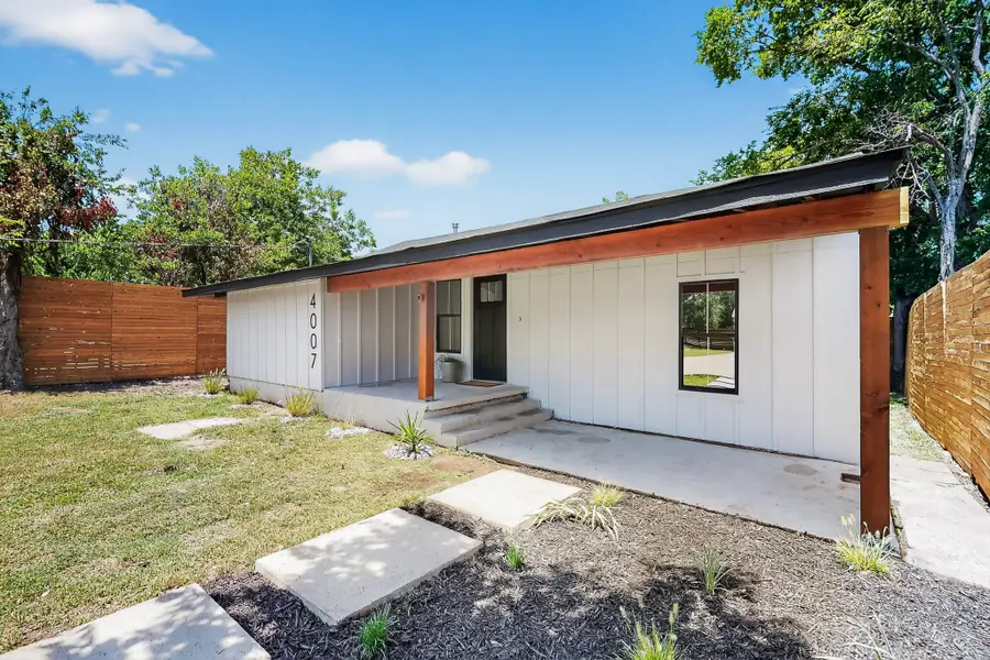 4007 Shelley Boulevard, Dallas, TX 75211 - Image #2