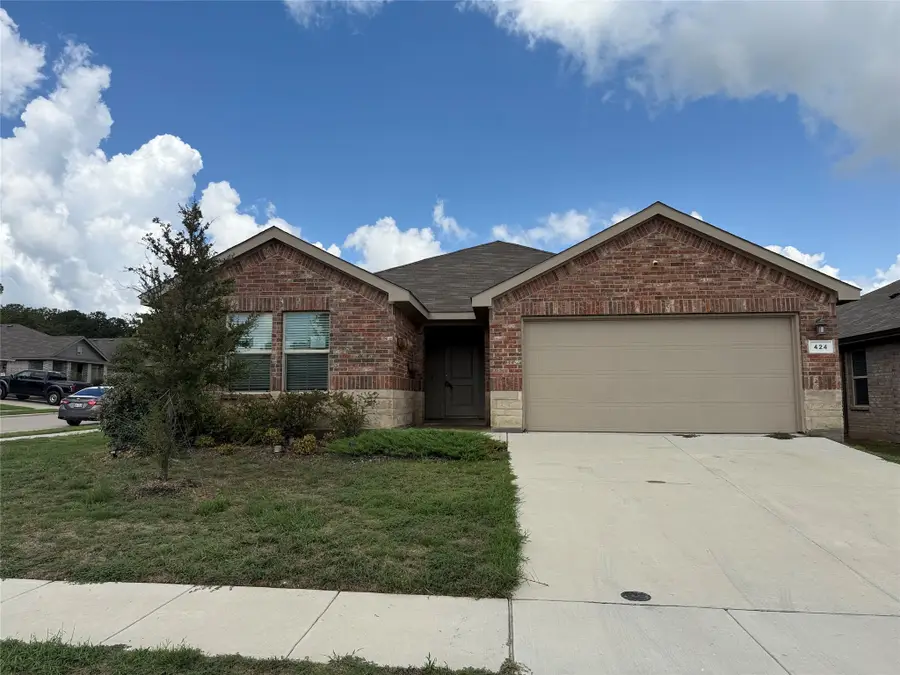 424 Amory Street, Azle, TX 76020 - Image #2