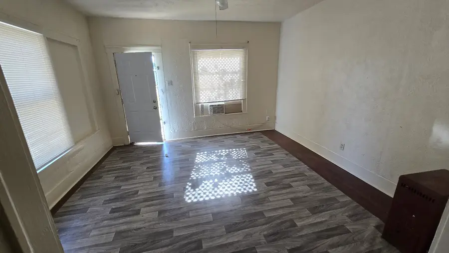 2503 Wilkinson Avenue, Fort Worth, TX 76103 - Image #2