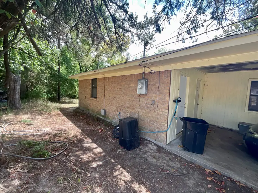 837 Putman Street, Sulphur Springs, TX 75482 - Image #2