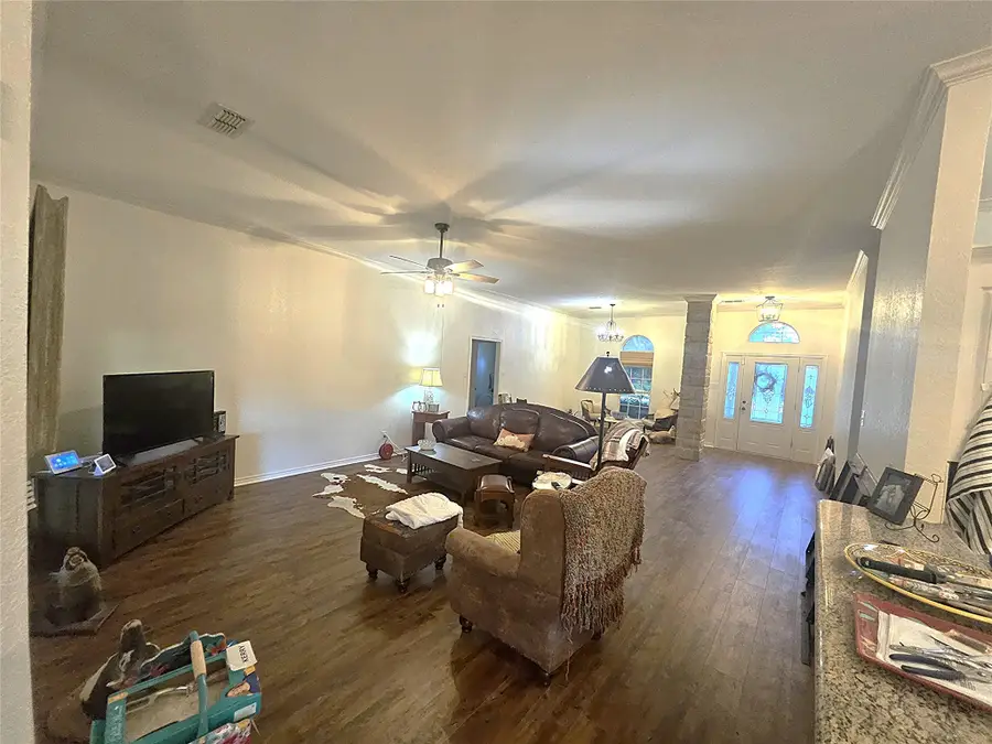 676 Bluebonnet Street, Stephenville, TX 76401 - Image #2