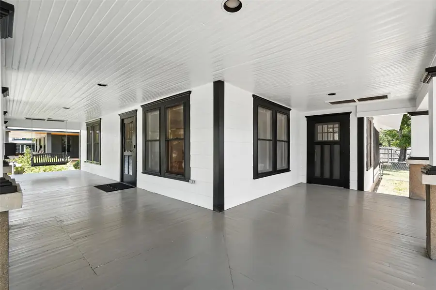 726 Haines Avenue, Dallas, TX 75208 - Image #2