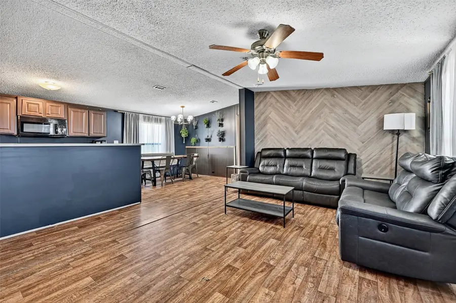 1381 Hackleman Road, Whitesboro, TX 76273 - Image #3