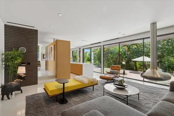 10752 Wyatt Circle, Dallas, TX 75218