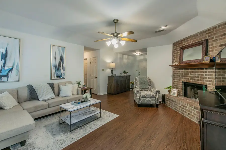 1815 Riata Drive, Woodway, TX 76712 - Image #2