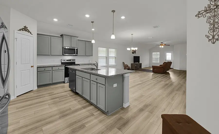 10909 Hollister Lane, Waco, TX 76708 - Image #3