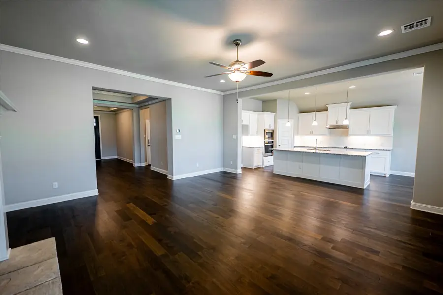 918 Edinburgh Drive, McGregor, TX 76657 - Image #3