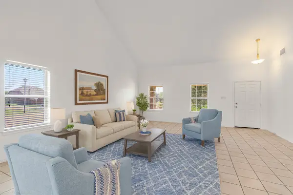 2000 Grimes Drive, Forney, TX 75126