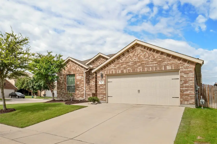 5901 Mackerel Drive, Fort Worth, TX 76179 - Image #2