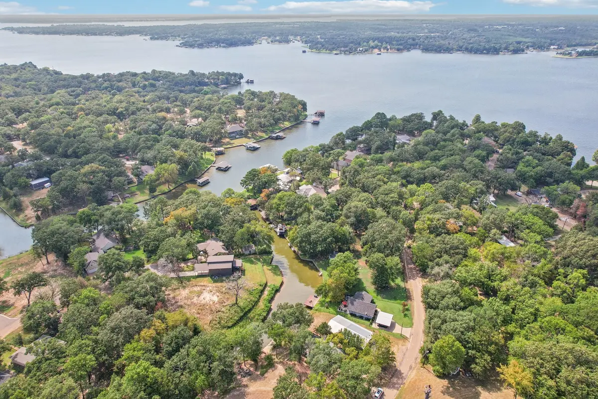 176 Bayside Circle, Malakoff, TX 75148 - Image #1