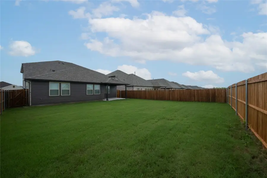 1712 Etosha Drive, Royse City, TX 75189 - Image #2