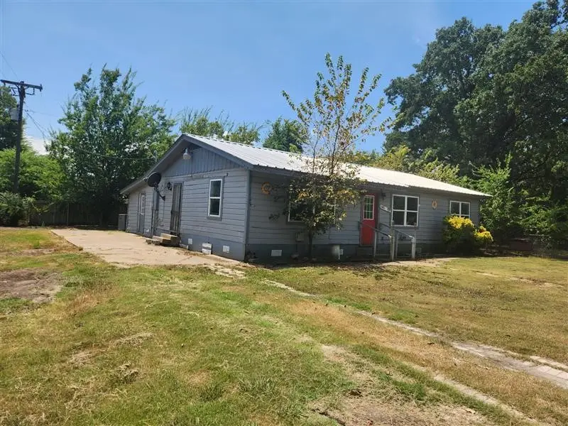 141 English Crossing, East Tawakoni, TX 75472 - Image #1