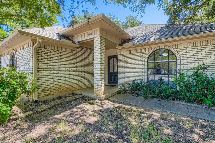 1500 Sandy Creek Drive, Denton, TX 76205 - Image #3