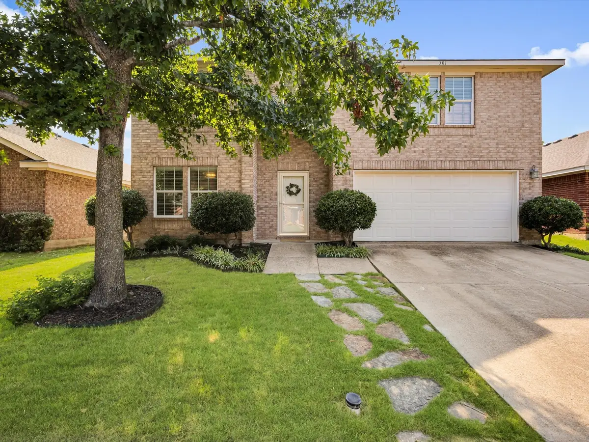 301 Creekview Drive, Wylie, TX 75098 - Image #1