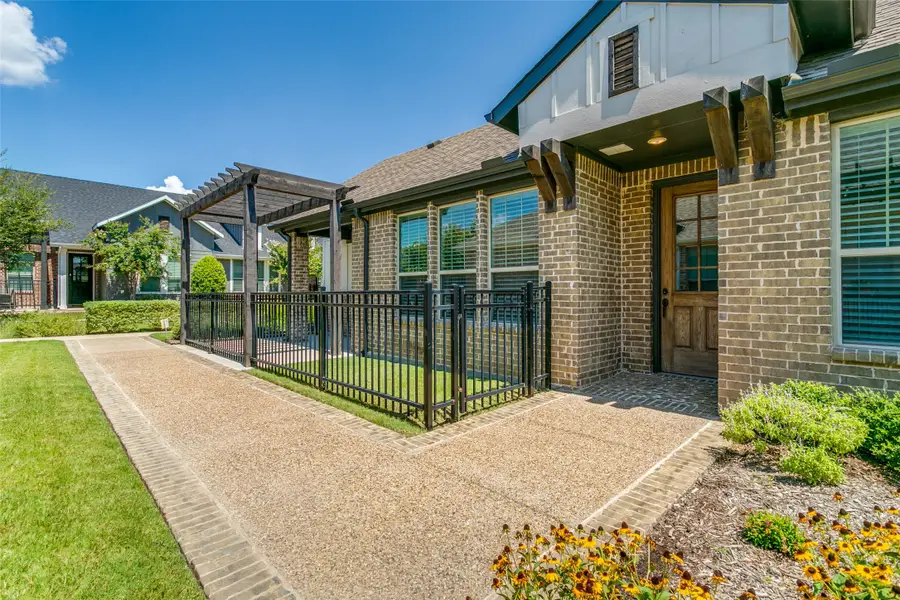 4564 Meadow Sage Street, Arlington, TX 76005 - Image #2