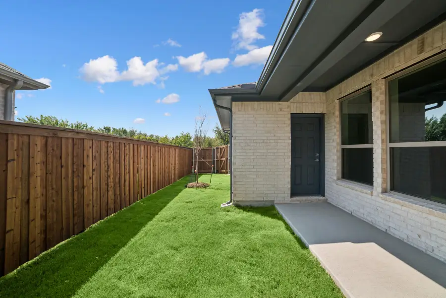 1032 Violet Drive, Crowley, TX 76036 - Image #2