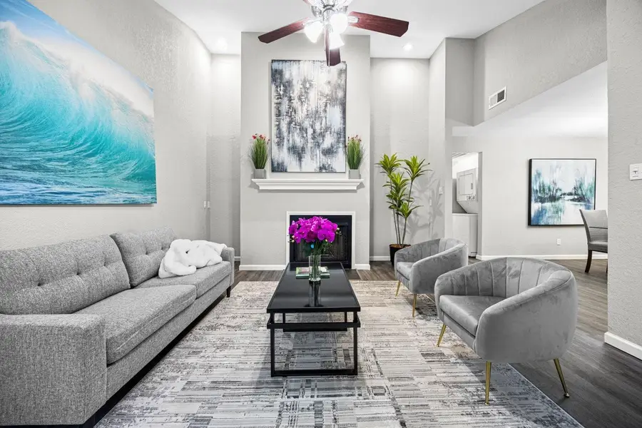 218 N Beacon Street #108, Dallas, TX 75214 - Image #2