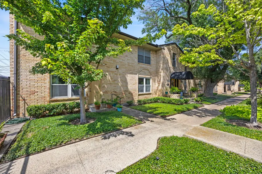 5811 Sandhurst Lane #A, Dallas, TX 75206 - Image #3