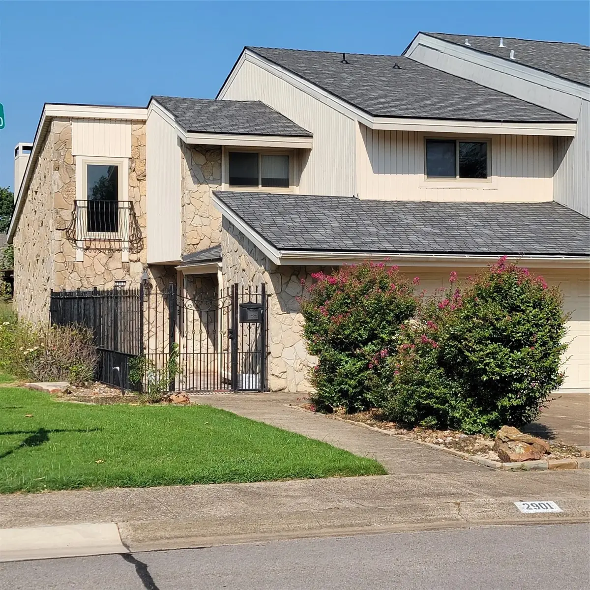 2901 Country Place Circle, Carrollton, TX 75006 - Image #1