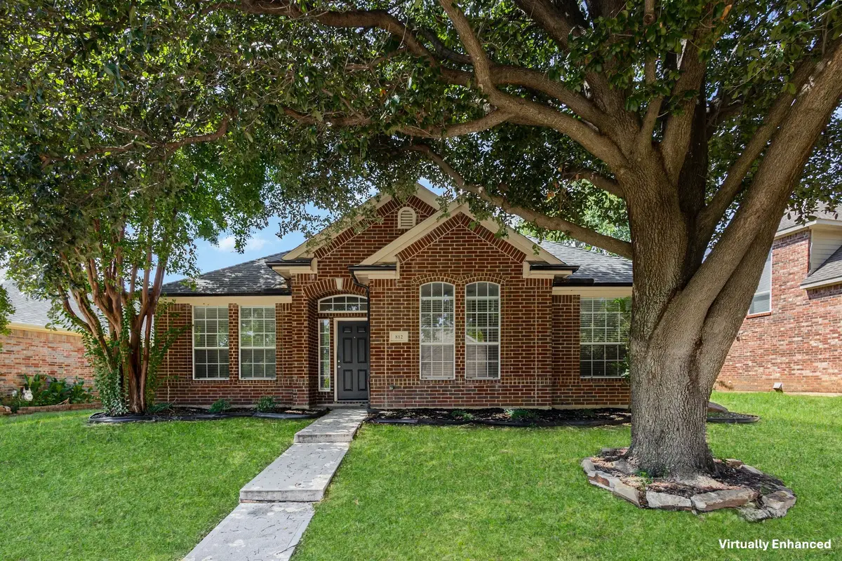 812 Pinnacle Circle, Lewisville, TX 75077 - Image #1