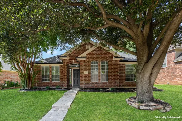 812 Pinnacle Circle, Lewisville, TX 75077