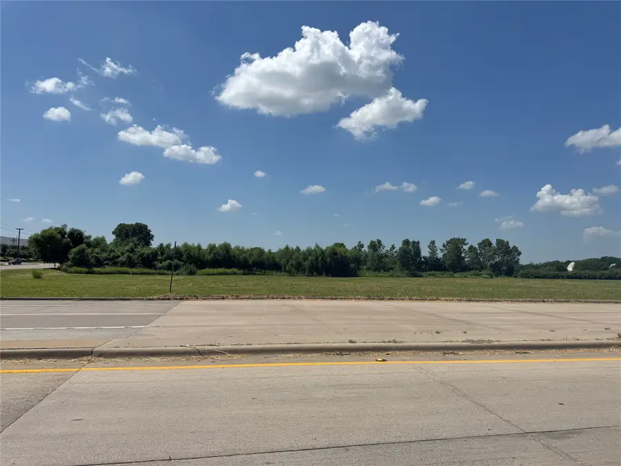 1000 E Danieldale Road, Desoto, TX 75115 - Image #2