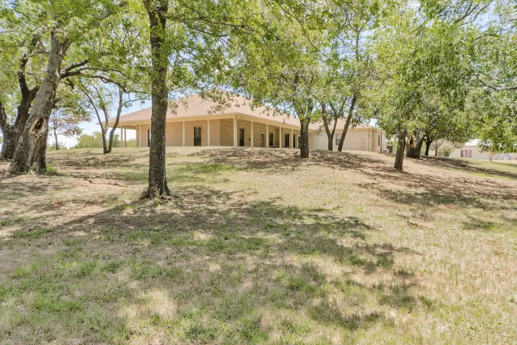 547 Fm 677 N, Saint Jo, TX 76265 - #1