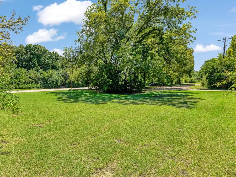 2901 Simpson Stuart Road, Dallas, TX 75241 - #3