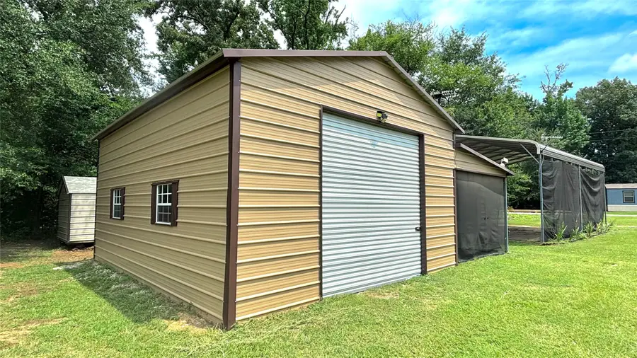 821 Waterfront Row, Quitman, TX 75783 - Image #2