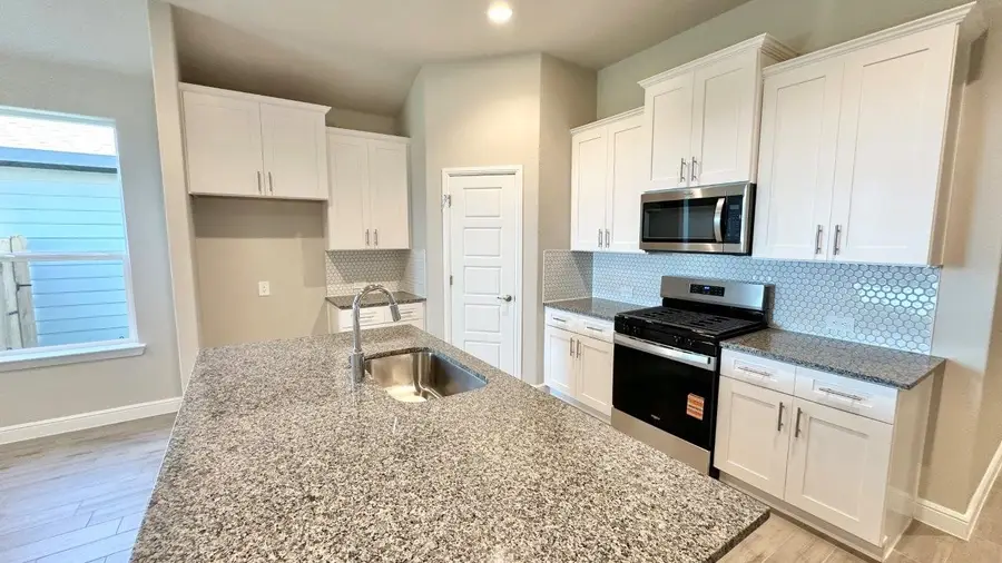 10624 Zircon Lane, Fort Worth, TX 76036 - Image #2