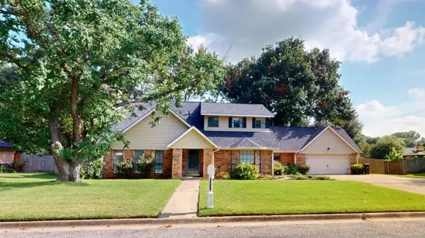 908 Rolling Drive, Athens, TX 75751