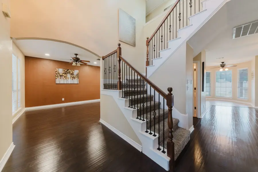 821 Quail Run Lane, Lancaster, TX 75146 - Image #3