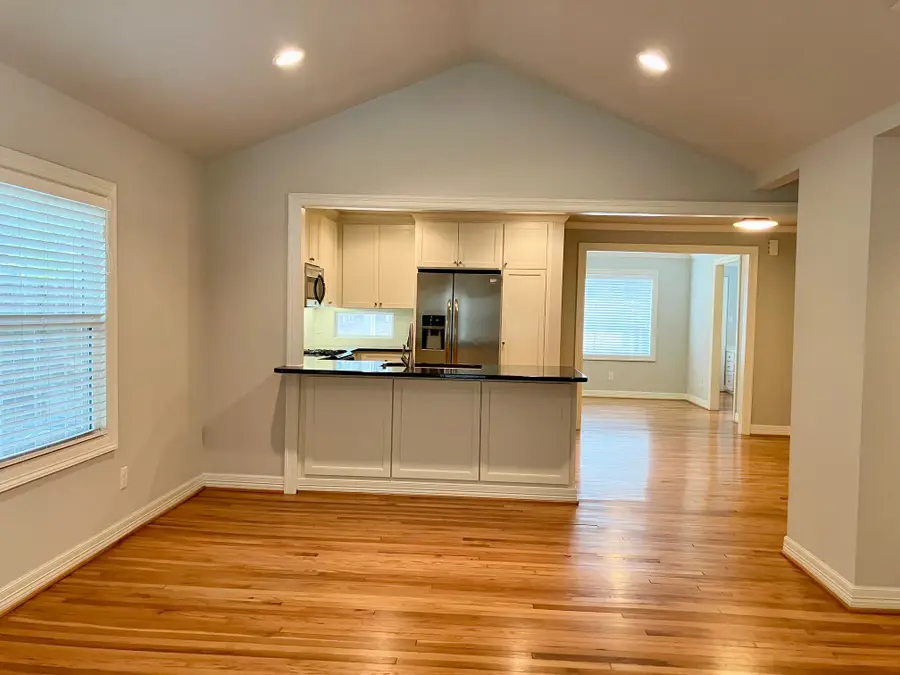 3716 Collinwood Avenue, Fort Worth, TX 76107 - Image #2